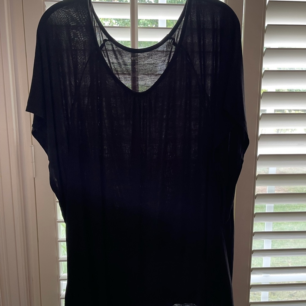 Motherhood Maternity nursing top